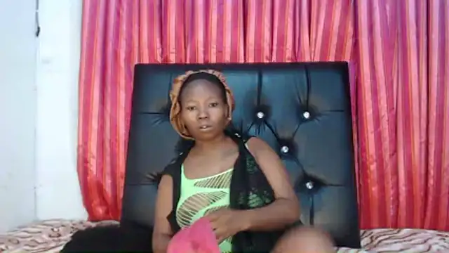 SexyEbonyTee online show from May 27, 2026, 3:41 pm
