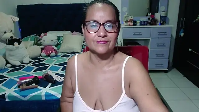 pervert mommy  online show from December 19, 2025, 9:55 am