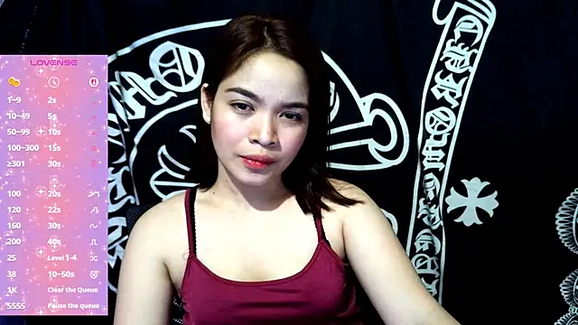 Snapshot of _preciousmoira_ chatting on May 8, 2026, 2:32 pm preciousmoira online show from May 8, 2026, 2:32 pm