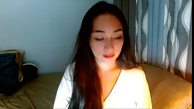 SweetLilly 18 online show from February 25, 2026, 1:00 pm