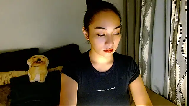 SweetLilly 18 online show from March 27, 2026, 5:38 am