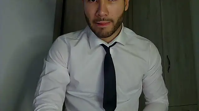 Justynn1 online show from December 5, 2025, 6:45 am