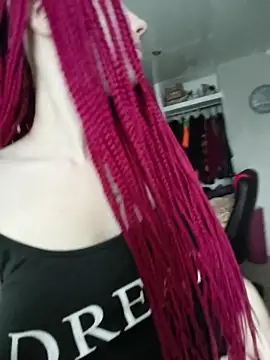 Snapshot of Frost_foxy chatting on December 15, 2025, 3:56 am Frost foxy online show from December 15, 2025, 3:56 am