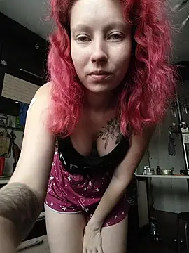 Snapshot of Frost_foxy chatting on November 28, 2025, 4:34 am Frost foxy online show from November 28, 2025, 4:34 am