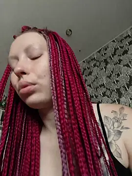 Snapshot of Frost_foxy chatting on June 21, 2026, 3:45 am Frost foxy online show from June 21, 2026, 3:45 am