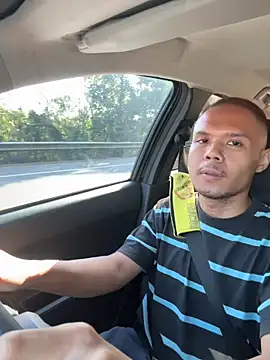 Snapshot of EllisZlatan chatting on March 3, 2026, 9:27 am EllisZlatan online show from March 3, 2026, 9:27 am