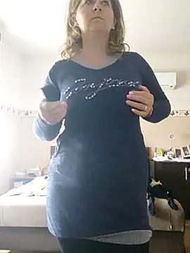 Snapshot of Elza01 chatting on March 23, 2025, 7:53 am Elza01 online show from March 23, 2025, 7:53 am