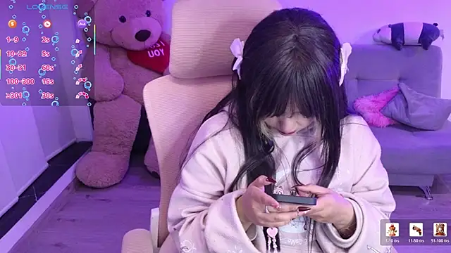 KuroChan420 online show from July 22, 2026, 3:19 am
