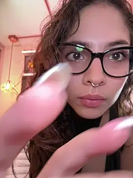 Zoe Bae online show from July 31, 2026, 11:02 pm