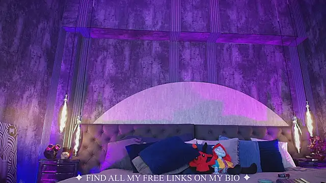 Charlotte Germanotta  online show from February 19, 2026, 7:22 pm