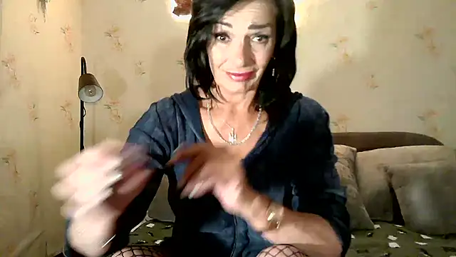 Snapshot of DreamMarianna chatting on July 25, 2026, 9:54 pm DreamMarianna online show from July 25, 2026, 9:54 pm