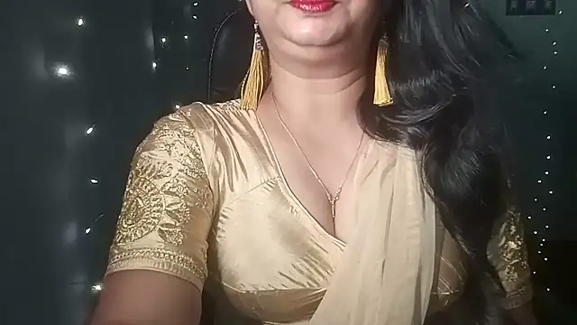 Snapshot of YourModhu chatting on July 18, 2026, 6:16 pm YourModhu online show from July 18, 2026, 6:16 pm