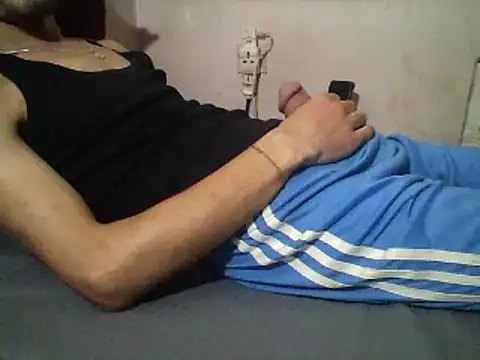 Snapshot of sami883 chatting on January 9, 2026, 10:06 pm sami883 online show from January 9, 2026, 10:06 pm