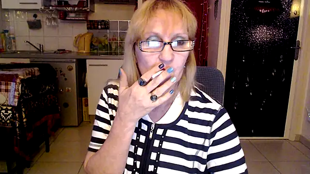 Snapshot of Ala-N-Dala chatting on March 4, 2026, 4:09 am Ala-N-Dala online show from March 4, 2026, 4:09 am