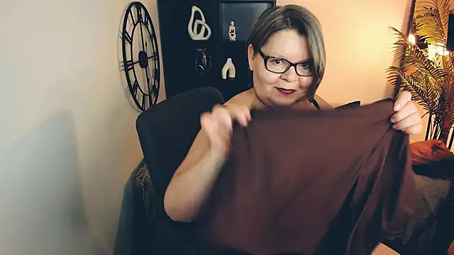 Shannonshine online show from March 3, 2026, 1:51 pm