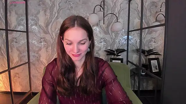 Snapshot of MirandaGlow chatting on March 11, 2025, 5:46 am MirandaGlow online show from March 11, 2025, 5:46 am