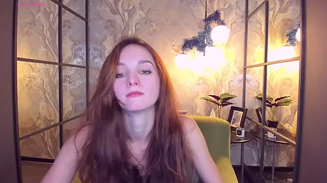 Snapshot of MirandaGlow chatting on January 16, 2025, 5:53 am MirandaGlow online show from January 16, 2025, 5:53 am