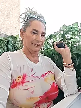 Snapshot of Lossexycacha chatting on June 16, 2026, 9:15 pm Lossexycacha online show from June 16, 2026, 9:15 pm