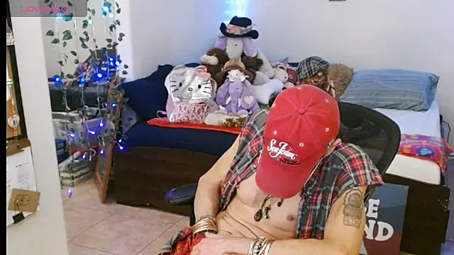 Snapshot of mycock2474u chatting on March 17, 2025, 10:38 am mycock2474u online show from March 17, 2025, 10:38 am