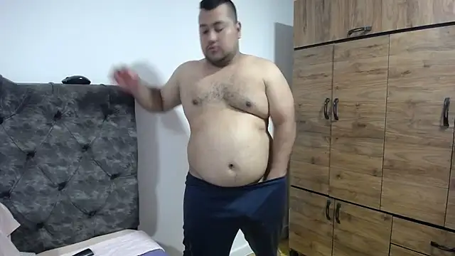 Snapshot of santi_hothot chatting on November 20, 2025, 7:25 pm santi hothot online show from November 20, 2025, 7:25 pm