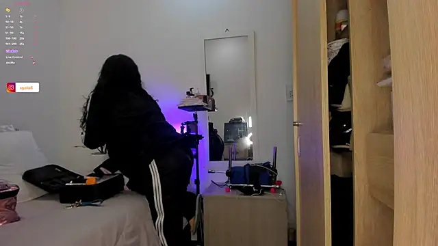 carolgaita online show from February 12, 2026, 10:04 am