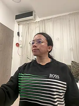 Snapshot of carolgaita chatting on February 26, 2025, 11:21 am carolgaita online show from February 26, 2025, 11:21 am