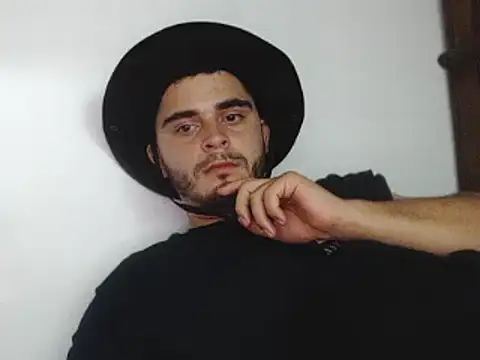 Snapshot of Fuyuichirou chatting on December 12, 2024, 3:54 am Fuyuichirou online show from December 12, 2024, 3:54 am