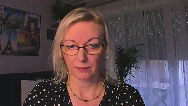 Snapshot of vanessa_chat chatting on December 14, 2025, 2:11 pm vanessa chat online show from December 14, 2025, 2:11 pm