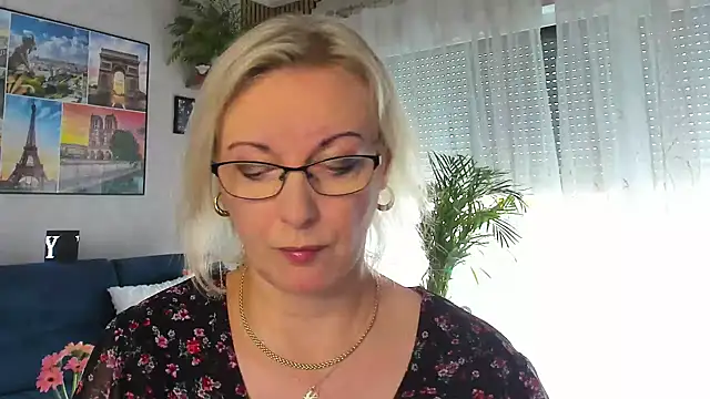 vanessa chat online show from May 20, 2026, 1:19 pm
