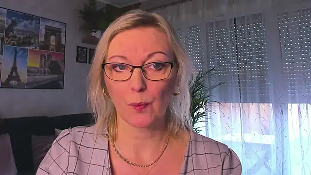 vanessa chat online show from January 18, 2026, 2:20 pm