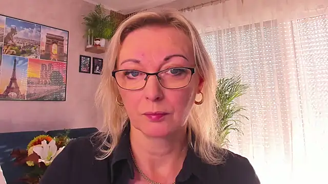 Snapshot of vanessa_chat chatting on October 31, 2025, 7:16 am vanessa chat online show from October 31, 2025, 7:16 am