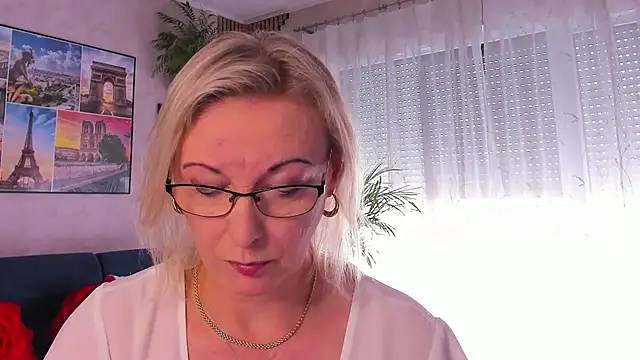 vanessa chat online show from June 4, 2026, 1:27 pm