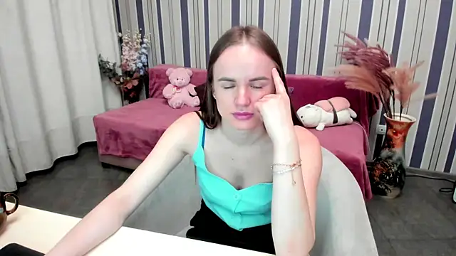 SusanSmit online show from March 20, 2025, 2:40 am