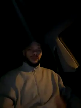 Lionayowe online show from November 8, 2025, 5:22 am