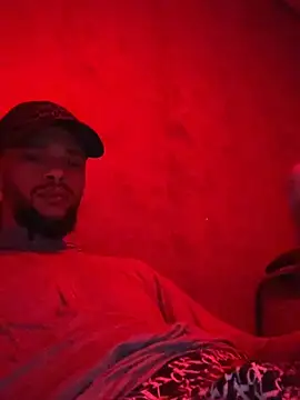 Lionayowe online show from February 9, 2026, 8:51 pm