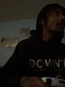 Snapshot of iAmNukka187 chatting on December 25, 2024, 8:18 am iAmNukka187 online show from December 25, 2024, 8:18 am