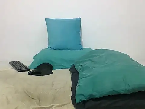 Snapshot of TRIISTAN_KING10 chatting on October 31, 2025, 8:38 pm TRIISTAN KING10 online show from October 31, 2025, 8:38 pm