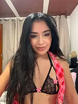 Aura Owl online show from March 7, 2026, 3:57 am