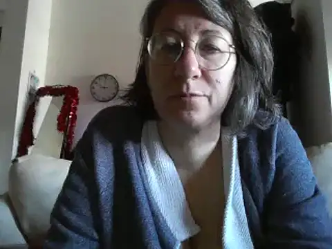 Snapshot of milkarock chatting on December 17, 2024, 9:07 am milkarock online show from December 17, 2024, 9:07 am