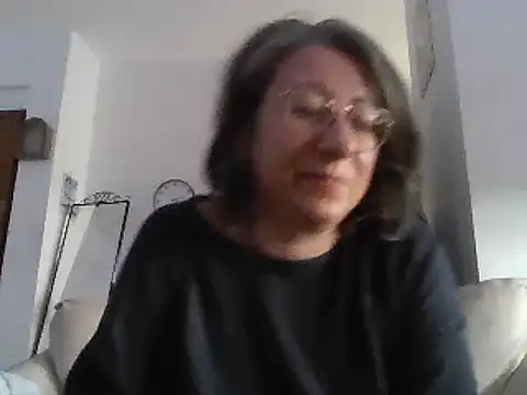 Snapshot of milkarock chatting on February 20, 2025, 1:19 pm milkarock online show from February 20, 2025, 1:19 pm