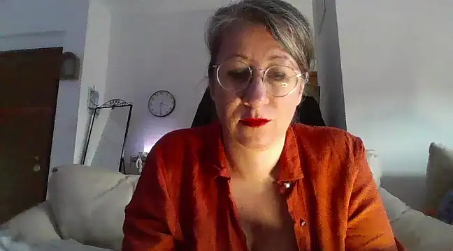 Snapshot of milkarock chatting on February 19, 2025, 2:33 pm milkarock online show from February 19, 2025, 2:33 pm