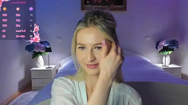 Snapshot of AnnaCarrera chatting on March 1, 2026, 8:31 pm AnnaCarrera online show from March 1, 2026, 8:31 pm