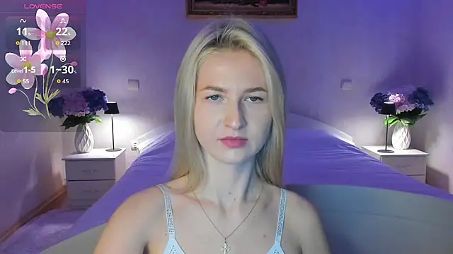 Snapshot of AnnaCarrera chatting on January 8, 2026, 8:04 pm AnnaCarrera online show from January 8, 2026, 8:04 pm