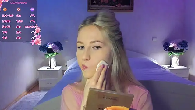 Snapshot of AnnaCarrera chatting on February 25, 2026, 9:14 pm AnnaCarrera online show from February 25, 2026, 9:14 pm