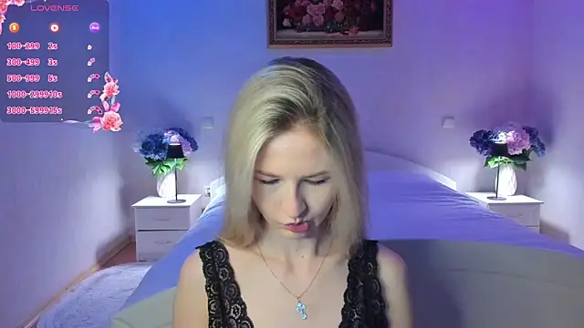 AnnaCarrera online show from April 5, 2026, 9:10 pm