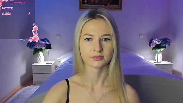 Snapshot of AnnaCarrera chatting on February 28, 2026, 7:35 pm AnnaCarrera online show from February 28, 2026, 7:35 pm