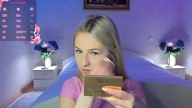 Snapshot of AnnaCarrera chatting on February 20, 2026, 8:33 pm AnnaCarrera online show from February 20, 2026, 8:33 pm