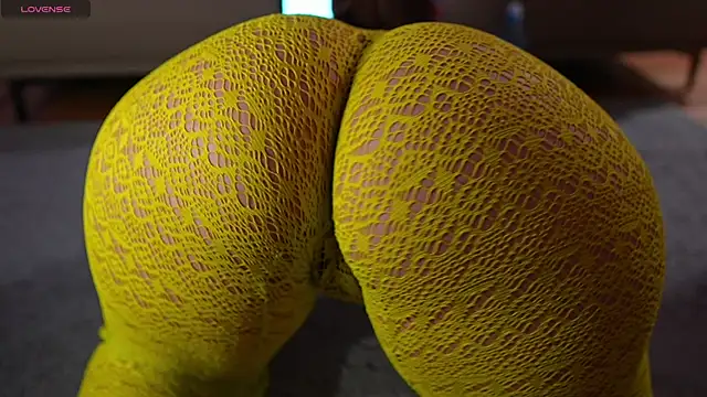 Snapshot of pawg_queen chatting on October 24, 2025, 9:47 pm pawg queen online show from October 24, 2025, 9:47 pm