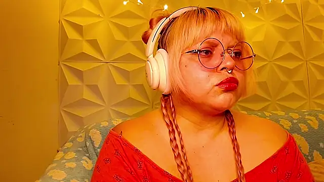 Satyn doll online show from May 10, 2026, 10:11 pm