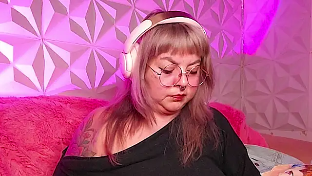 Snapshot of Satyn_doll chatting on November 21, 2025, 11:26 pm Satyn doll online show from November 21, 2025, 11:26 pm